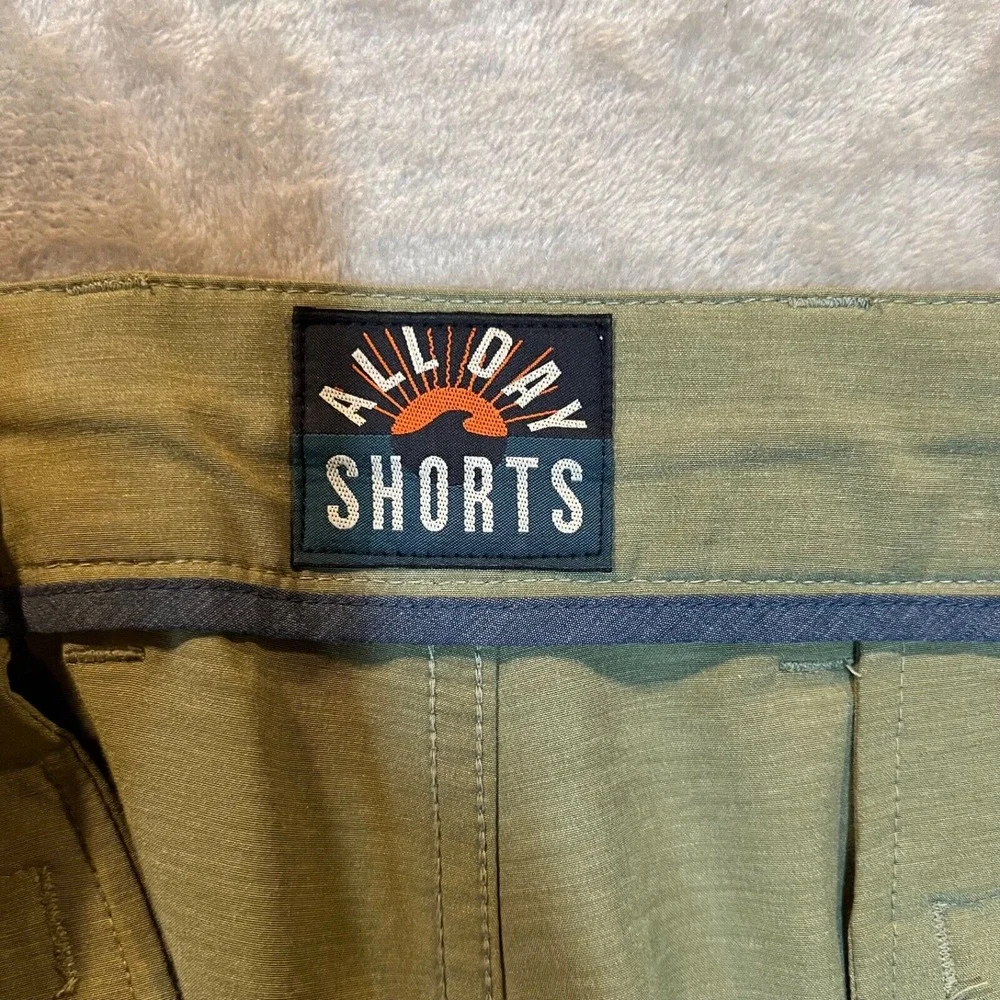 Faherty Olive Cargo Shorts